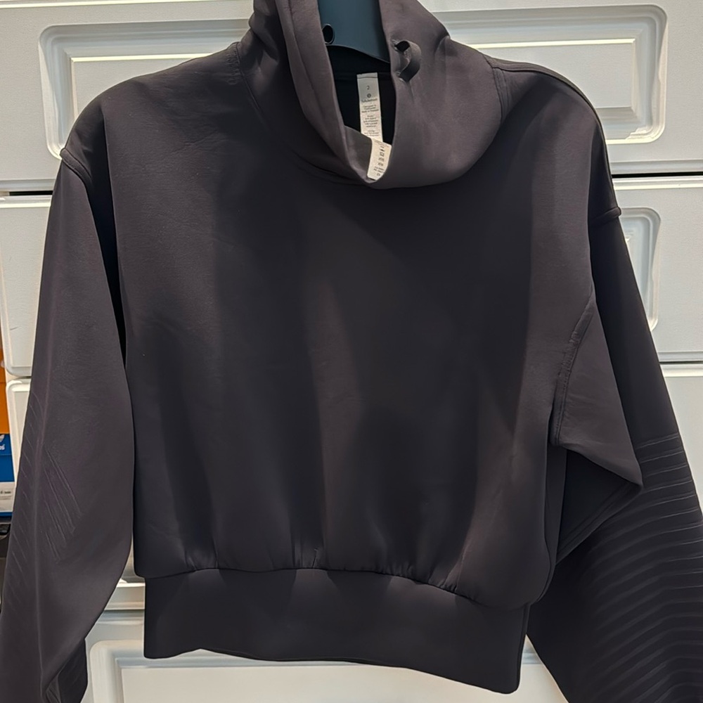 Lululemon sweatshirt